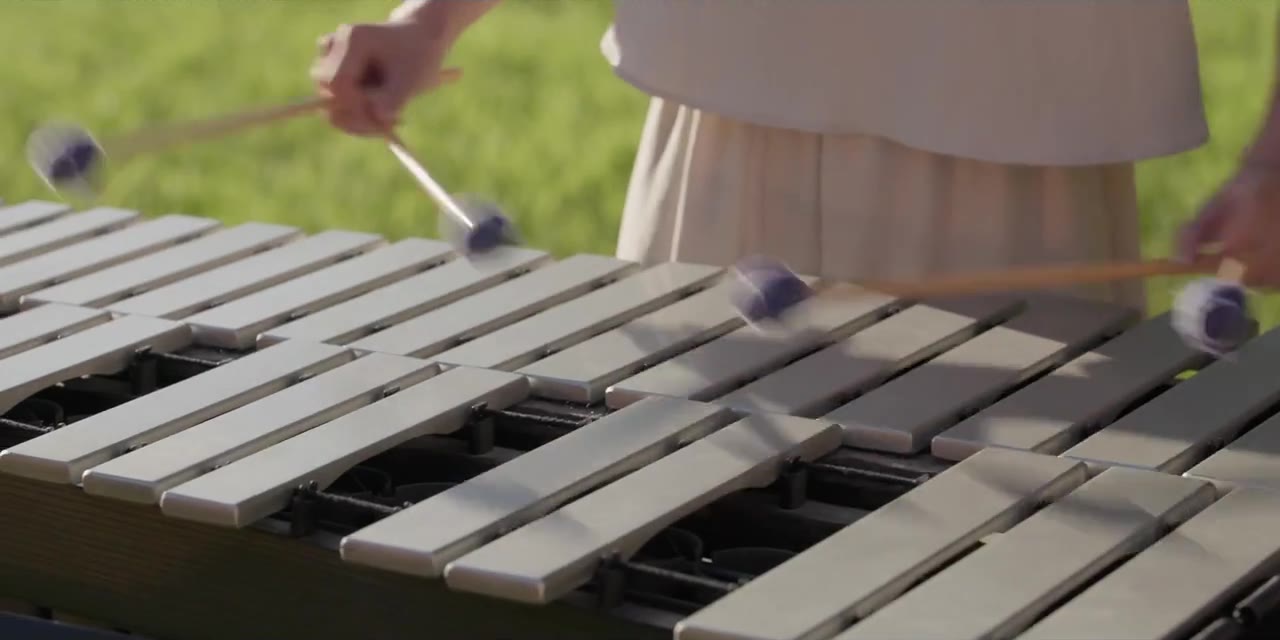 Tzu-Ling Hung performing Ring Ring by Sungji Hong on vibraphone